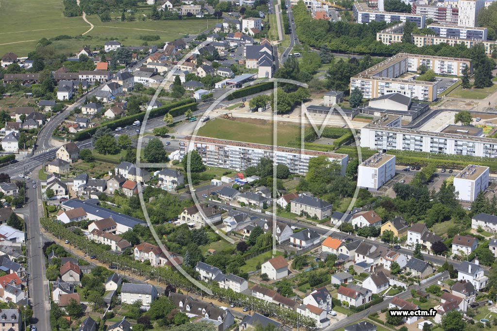 Photo arienne de Blois (Basses-Granges Cimetire)