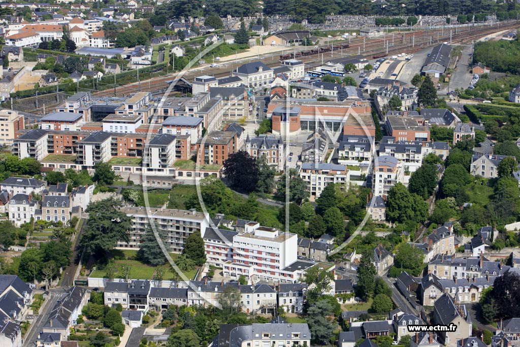 Photo arienne de Blois (Gare Poulain)