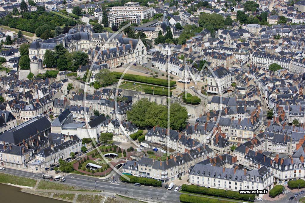 Photo arienne de Blois (Saint-Nicolas)