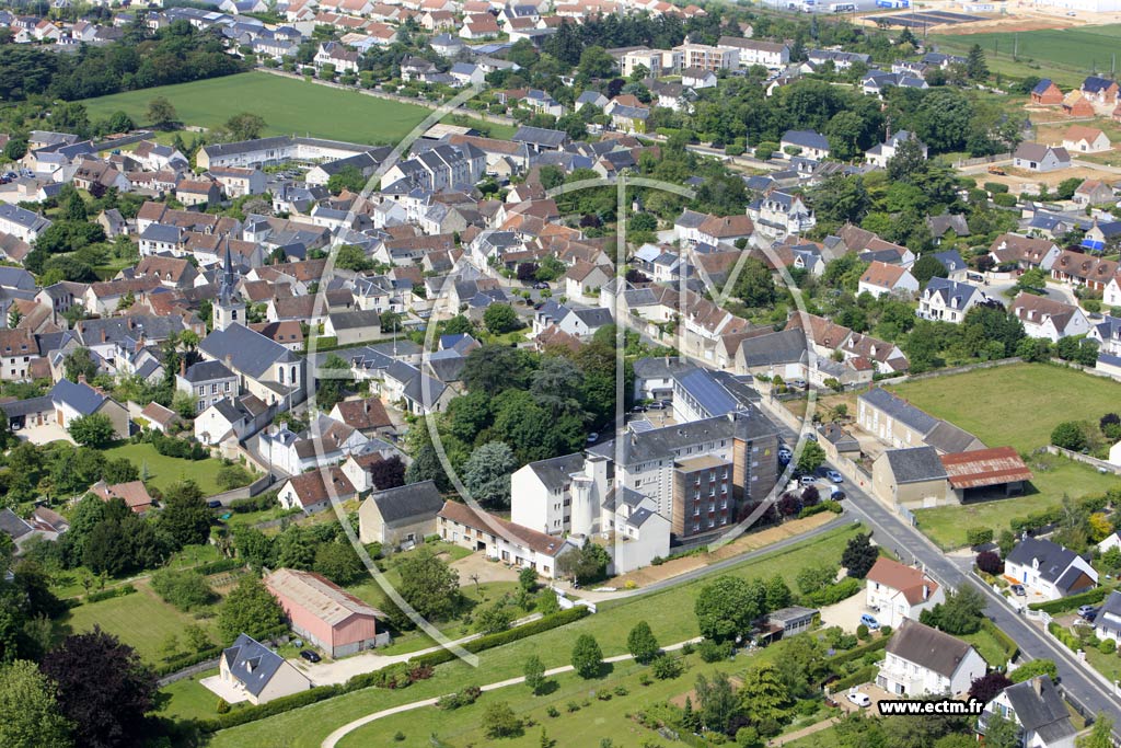 Photo arienne de La Chausse-Saint-Victor (Grves)