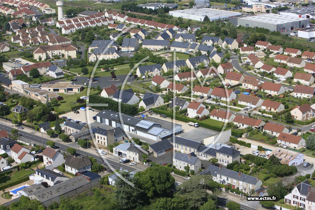 Photo arienne de La Chausse-Saint-Victor (Nationale)