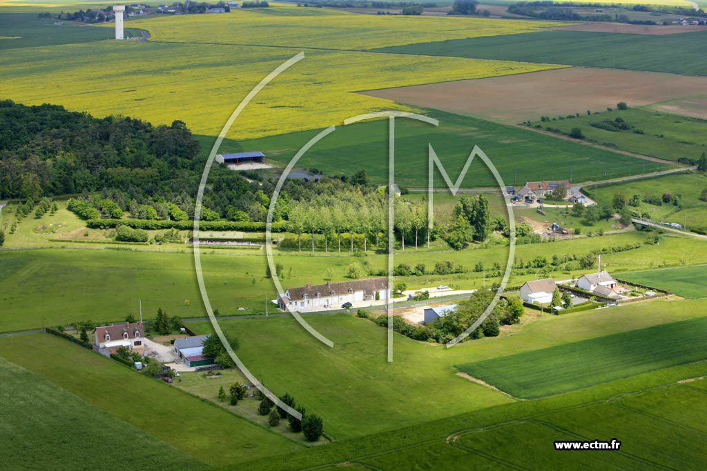 Photo arienne de Landes-le-Gaulois (Moque Souris)