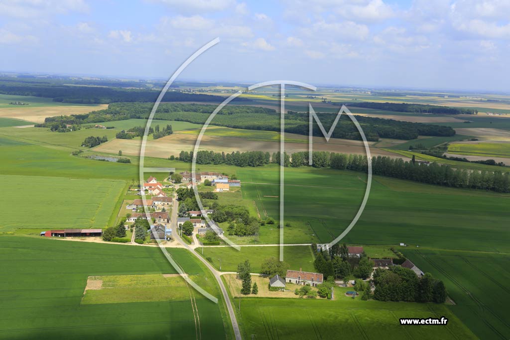 Photo arienne de Landes-le-Gaulois (Pitouille)