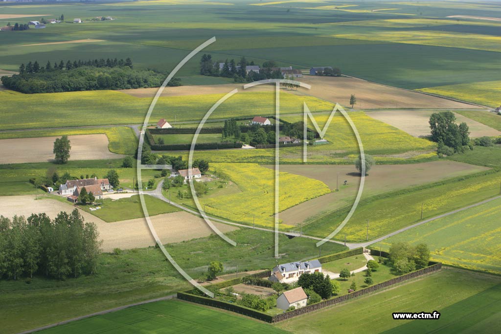 Photo arienne de Landes-le-Gaulois (Pitouille)