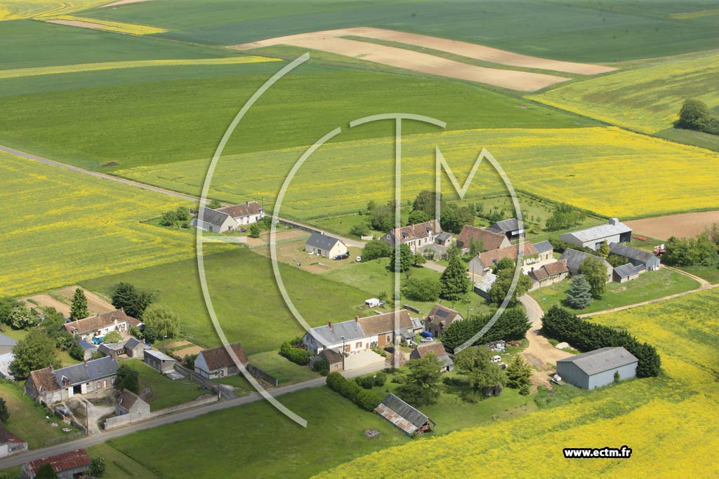 Photo arienne de Landes-le-Gaulois (Villeruche)