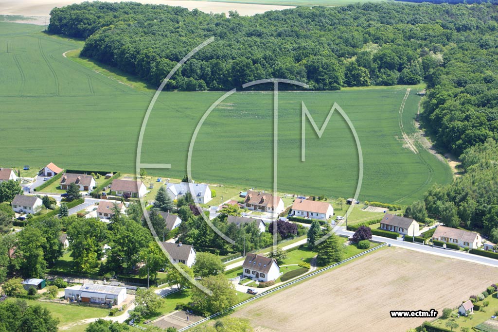 Photo arienne de Les Montils (Route de la Haye)