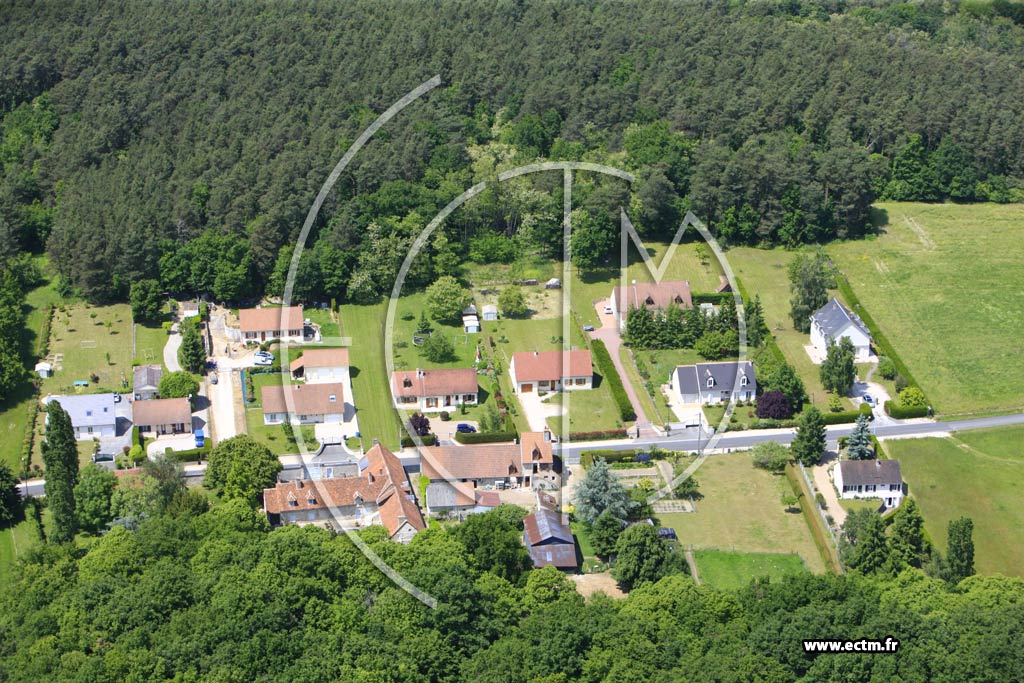 Photo arienne de Les Montils (Route de la Haye)