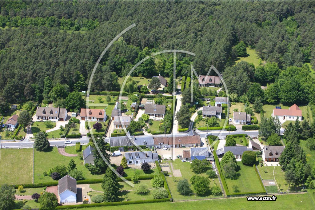 Photo arienne de Les Montils (Route de la Haye)