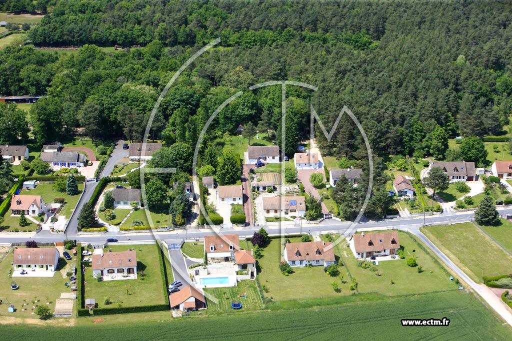 Photo arienne de Les Montils (Route de la Haye)