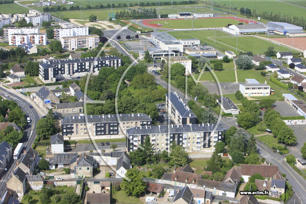 Photo arienne de Mer (Centre ville)