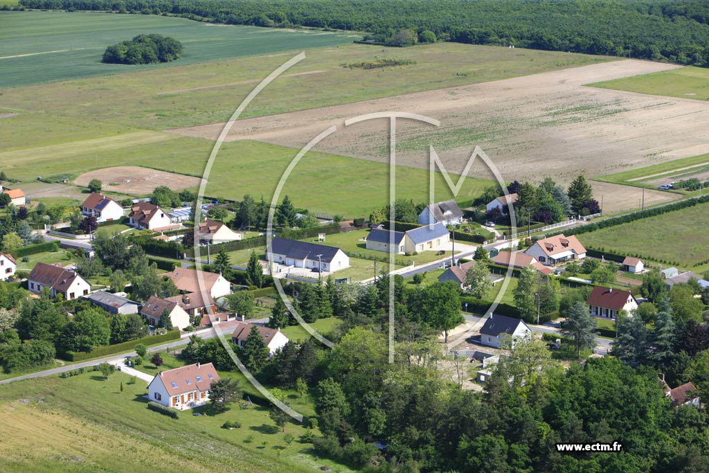 Photo arienne de Mont-Prs-Chambord (Grotteaux)