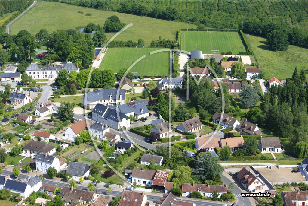 Photo arienne de Mont-Prs-Chambord (Halte)