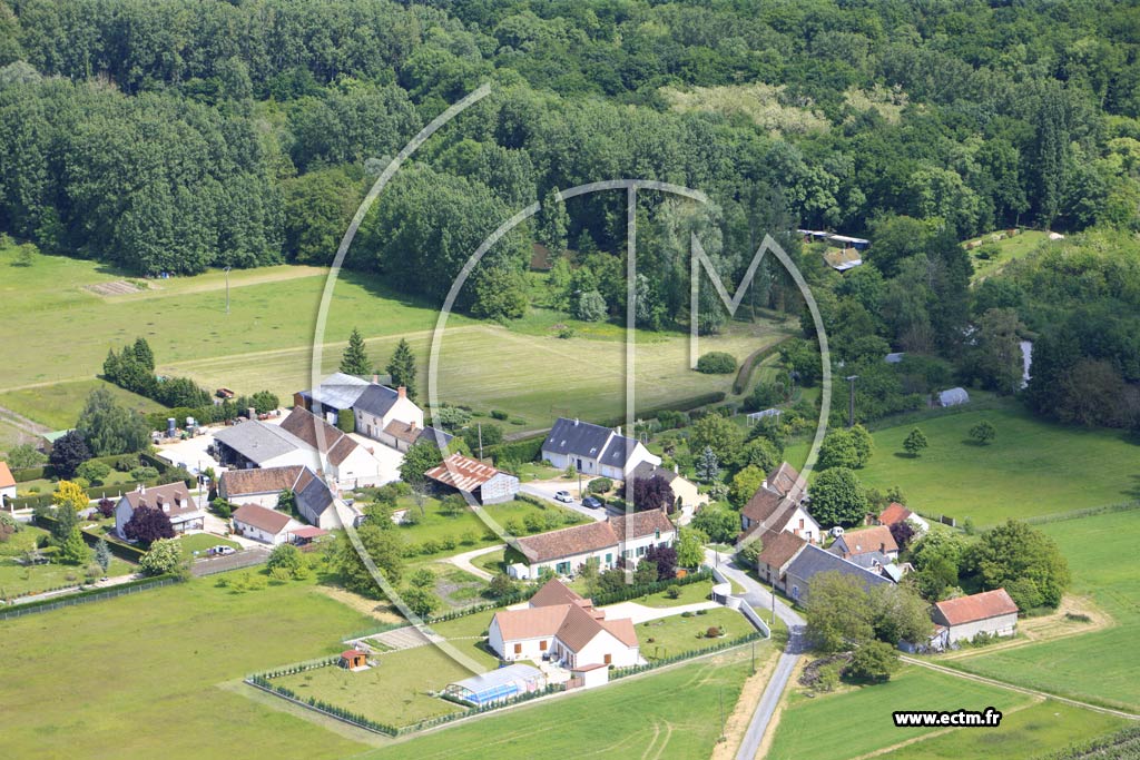 Photo arienne de Mont-Prs-Chambord (Villesavin)