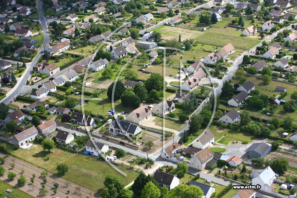 Photo arienne de Montlivault (Blois)