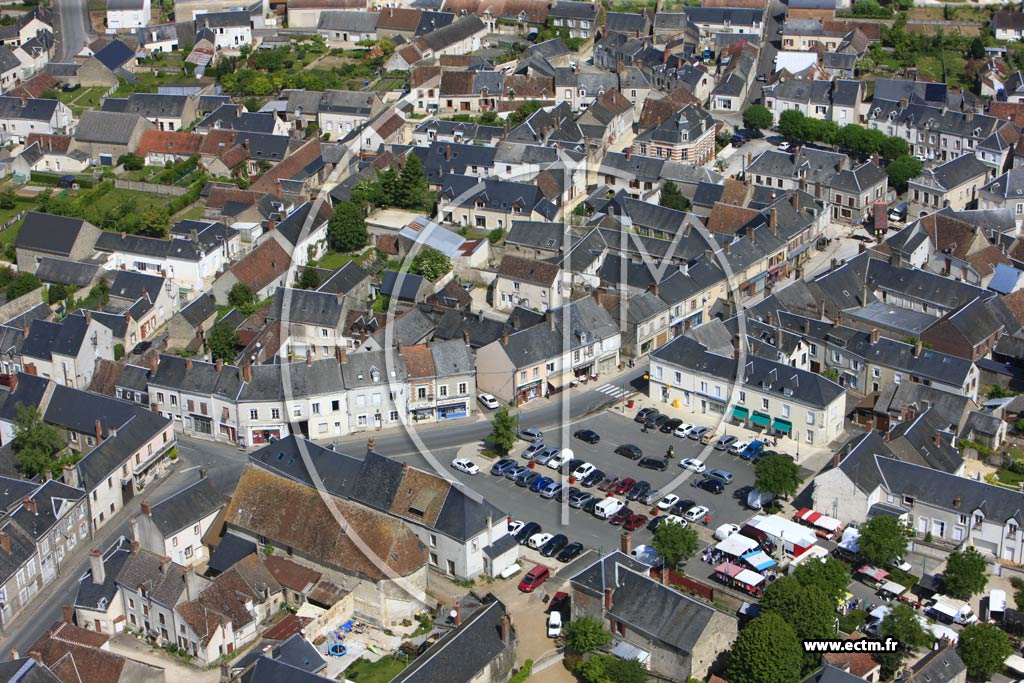 Photo arienne de Oucques