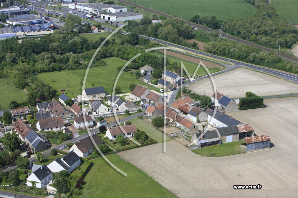 Photo arienne de Saint-Denis-sur-Loire (Mac)