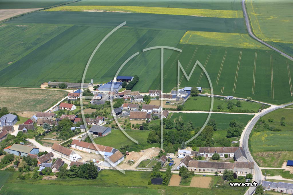 Photo arienne de Selommes (Villarceau)