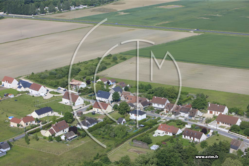 Photo arienne de Suvres (Les Landes)