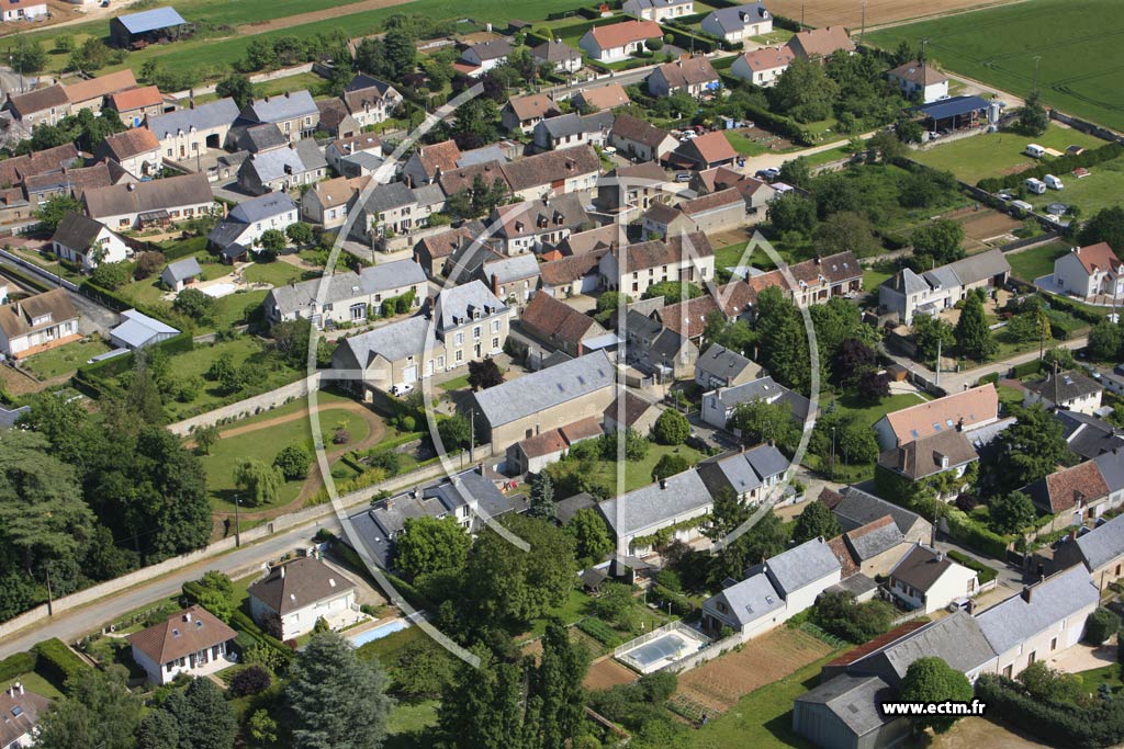Photo arienne de Villebarou (Francillon)