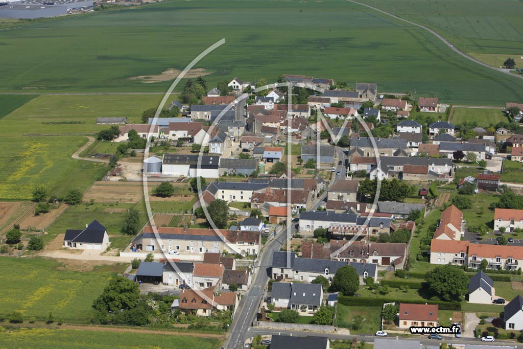 Photo arienne de Villebarou (Villebrme)