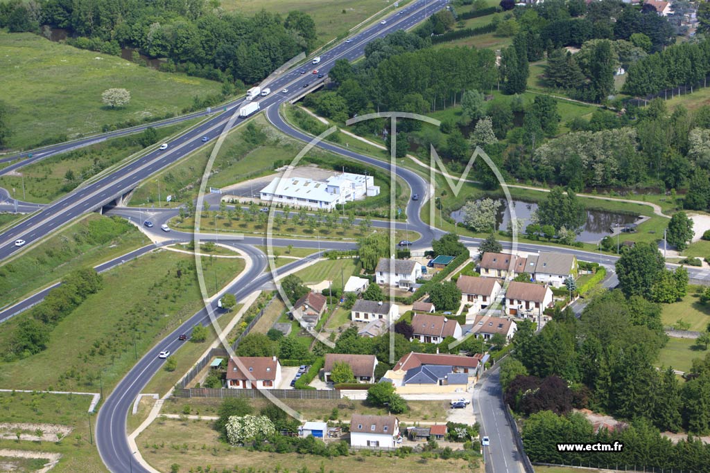Photo arienne de Vineuil (Feuillarde)