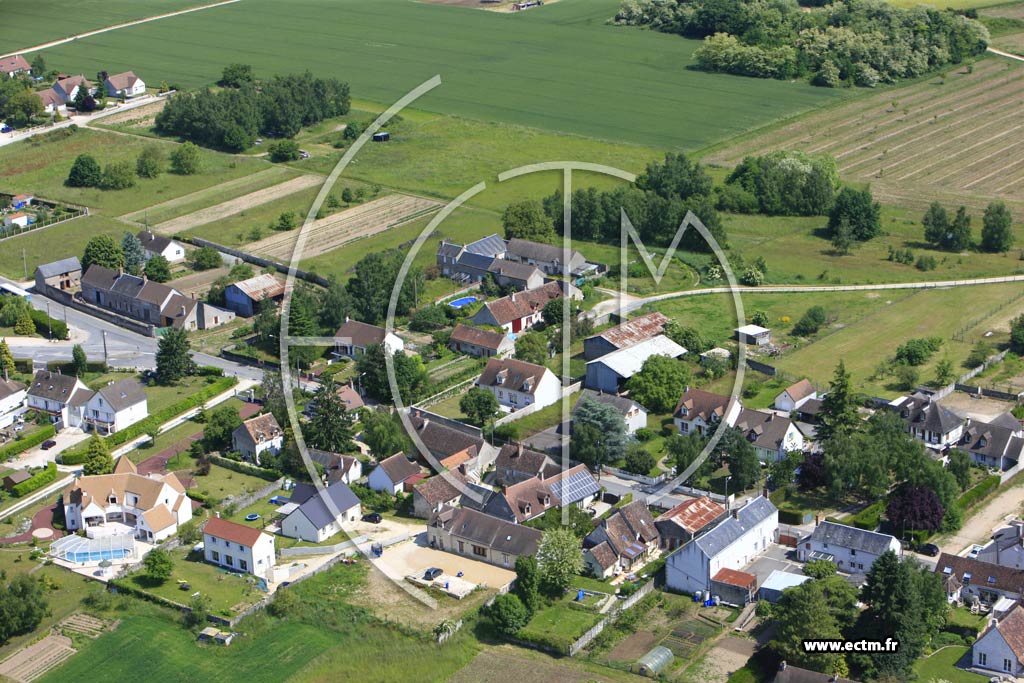 Photo arienne de Vineuil (Nanteuil)