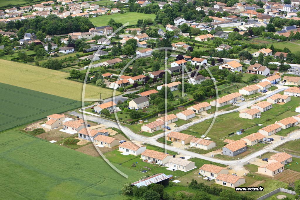 Photo arienne de Avanton (La Valle)