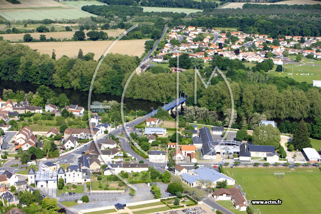 Photo arienne de Cenon-sur-Vienne