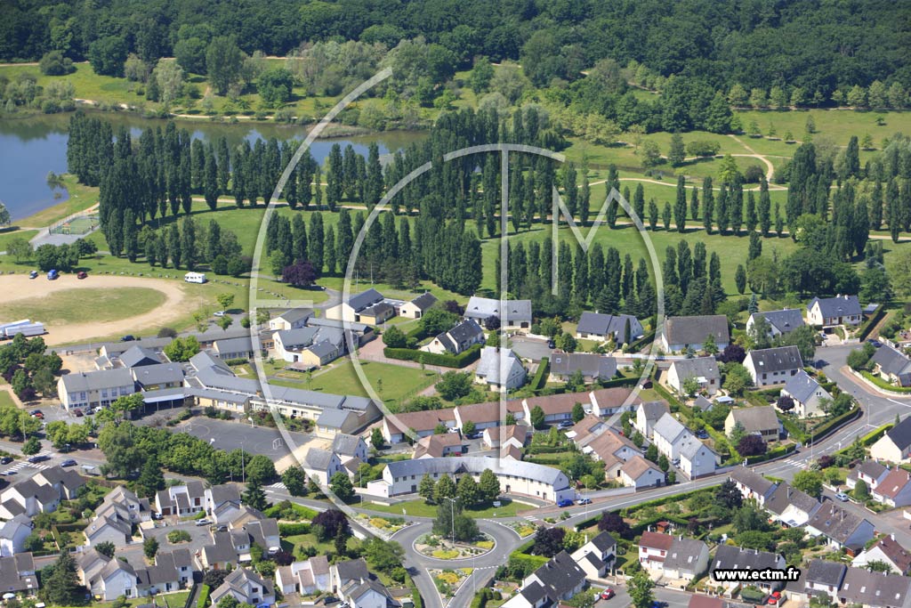 Photo arienne de Chtellerault (La Fort)