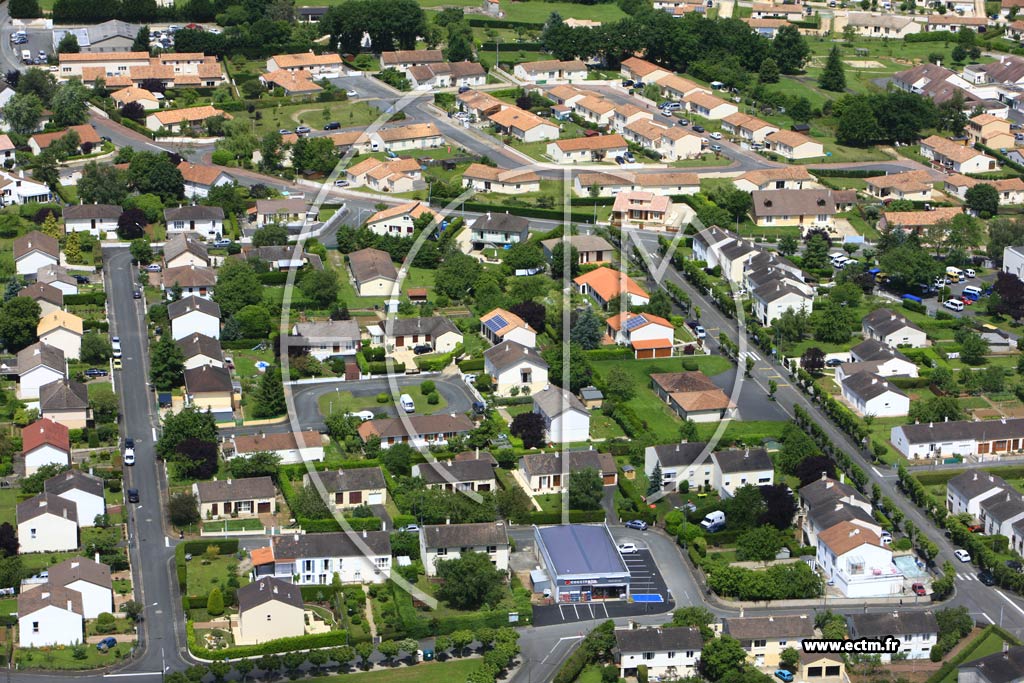 Photo arienne de Iteuil