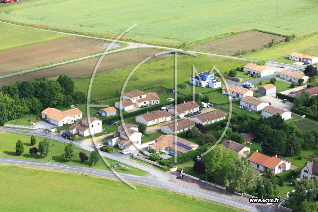 Photo arienne de Jaunay-Clan (Parigny)