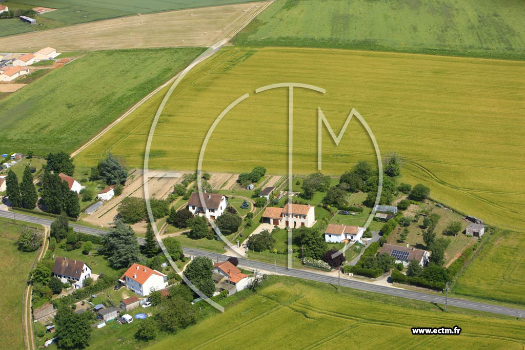 Photo arienne de La Chapelle-Moulire