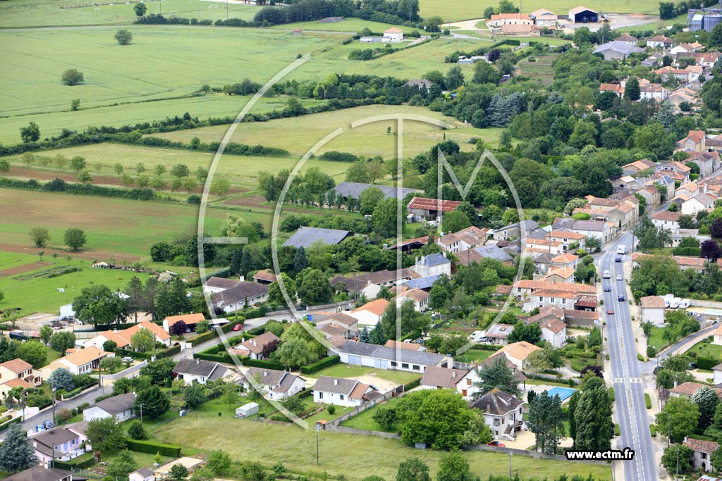 Photo arienne de La Villedieu-du-Clain