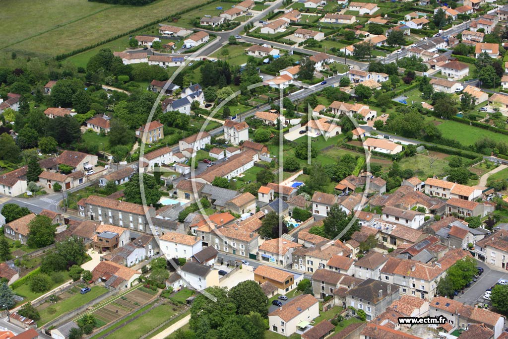 Photo arienne de La Villedieu-du-Clain