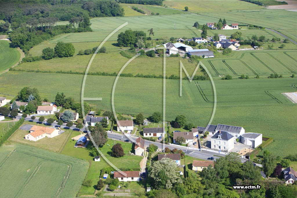 Photo arienne de Leign-sur-Usseau