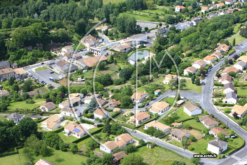 Photo arienne de Lusignan