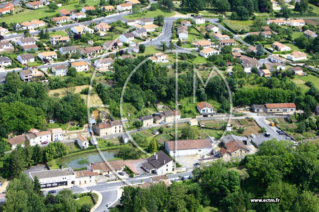 Photo arienne de Lusignan