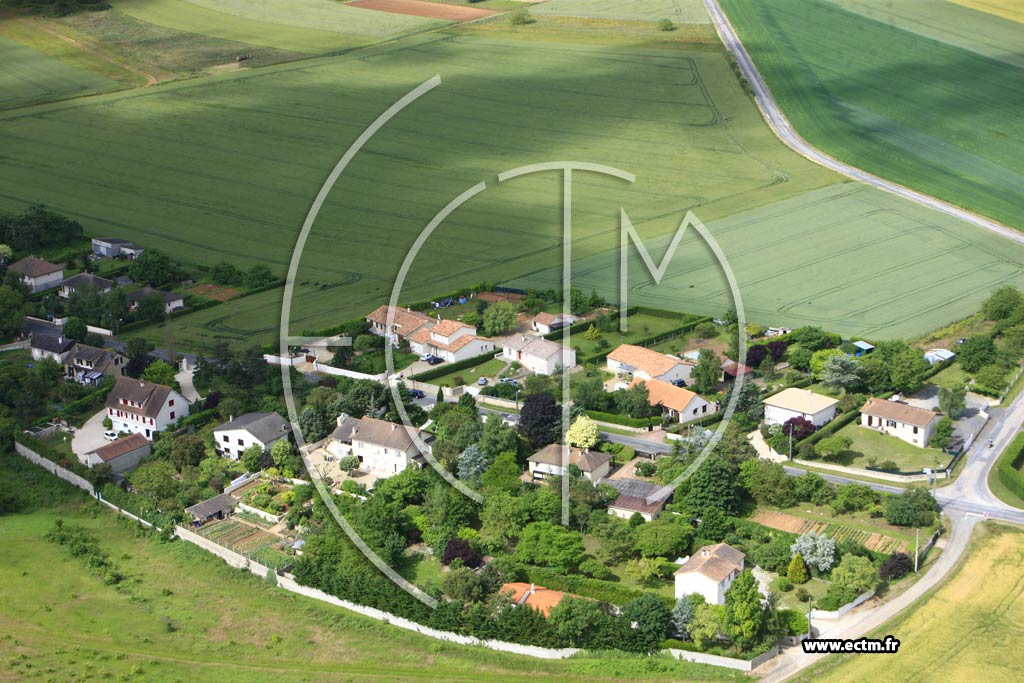 Photo arienne de Mign-Auxances (Limbre)