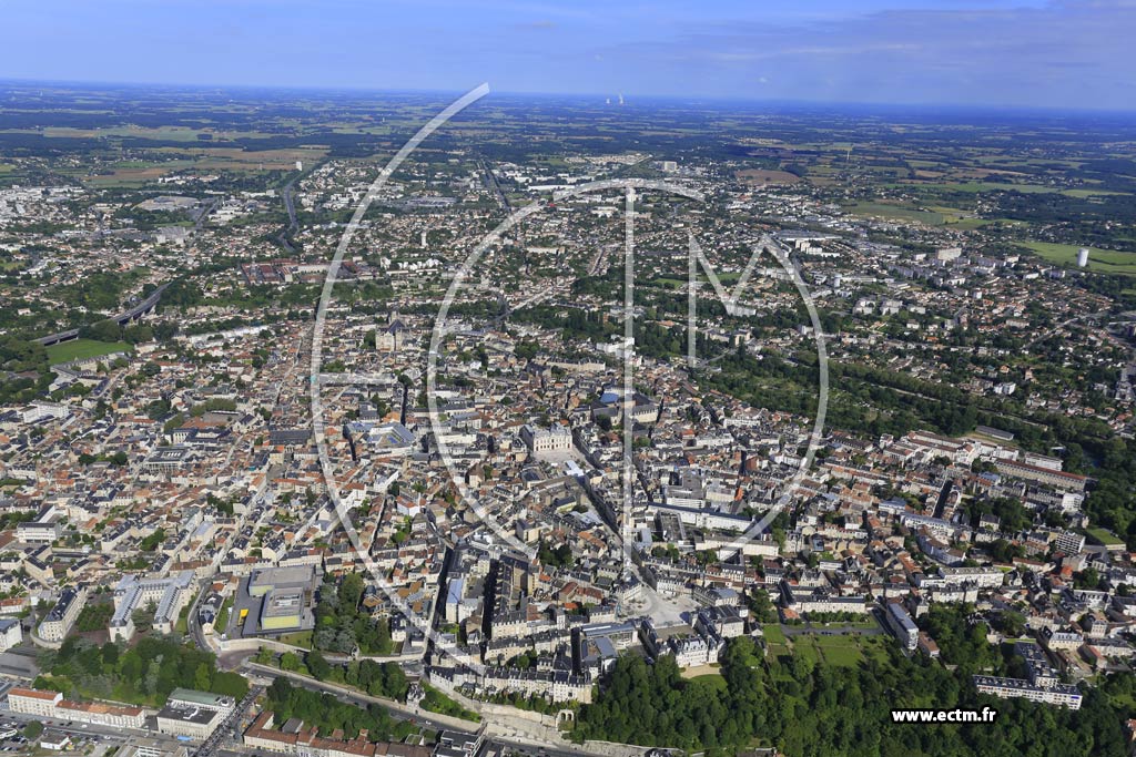 Photo arienne de Poitiers