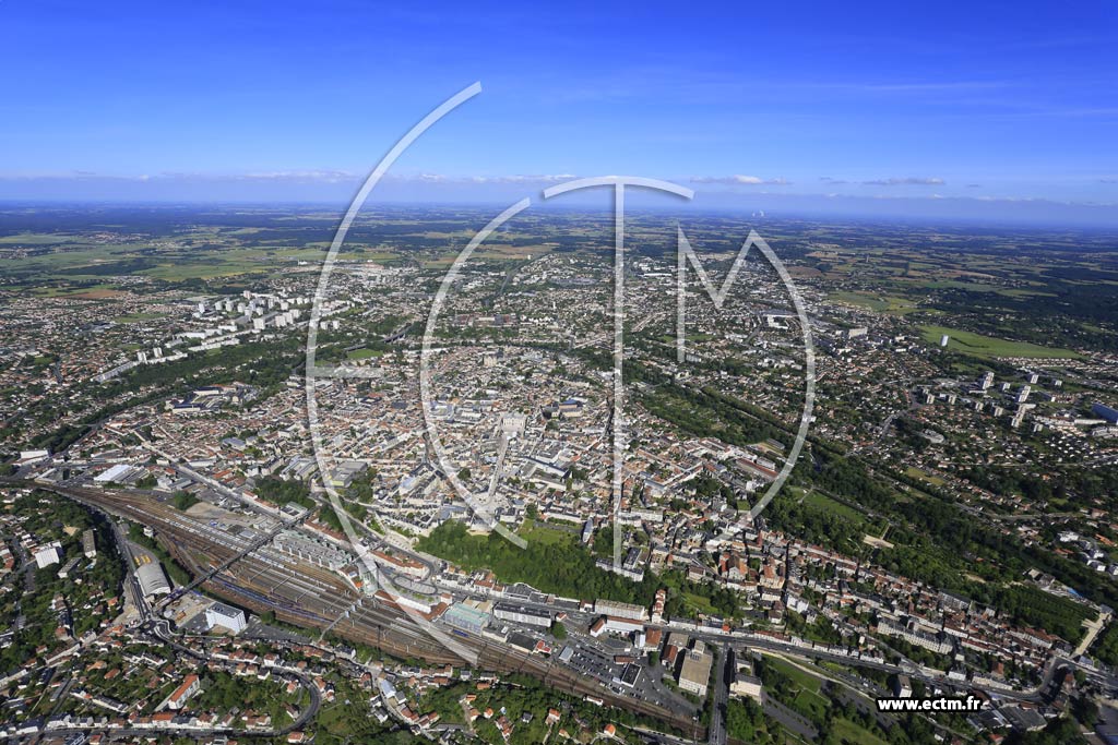 Photo arienne de Poitiers
