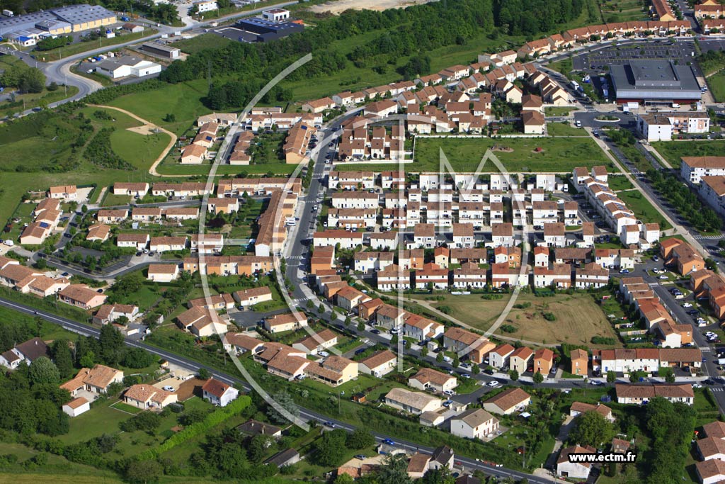 Photo arienne de Poitiers (Saint Eloi)