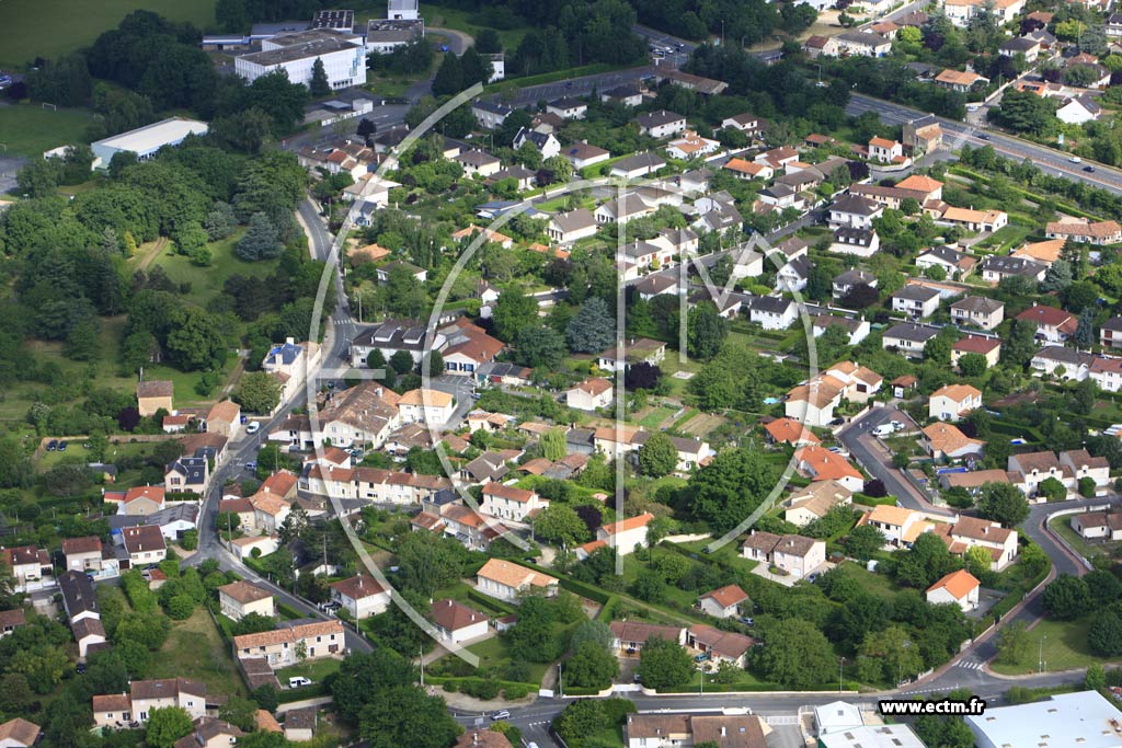 Photo arienne de Saint-Benot (Chantejeau)