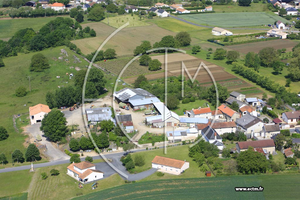 Photo arienne de Saint-Genest-d'Ambire