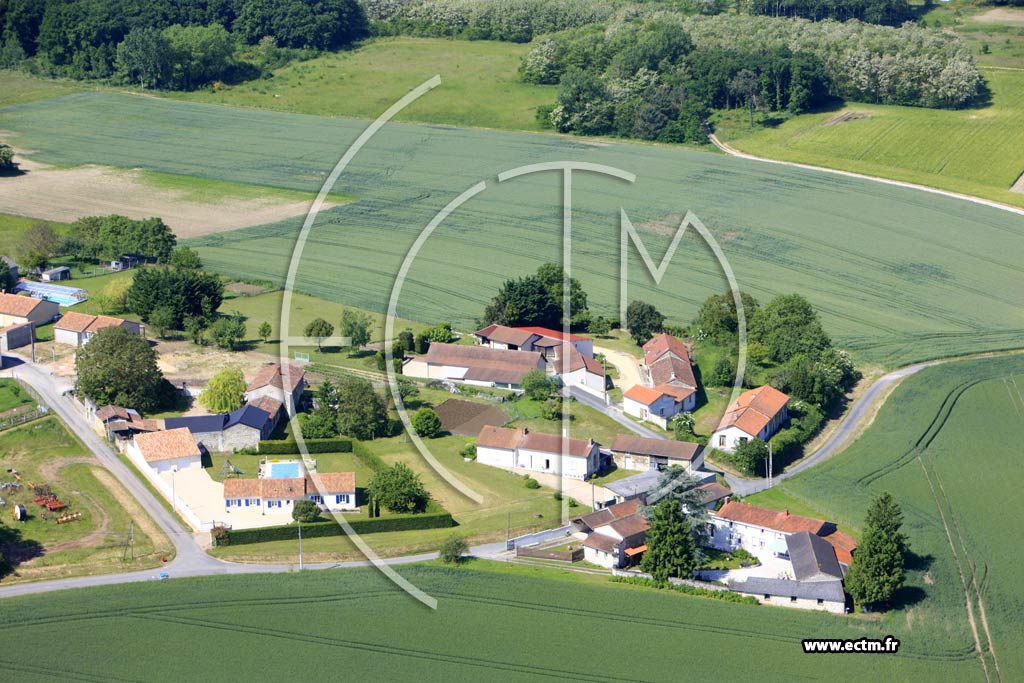 Photo arienne de Saint-Genest-d'Ambire