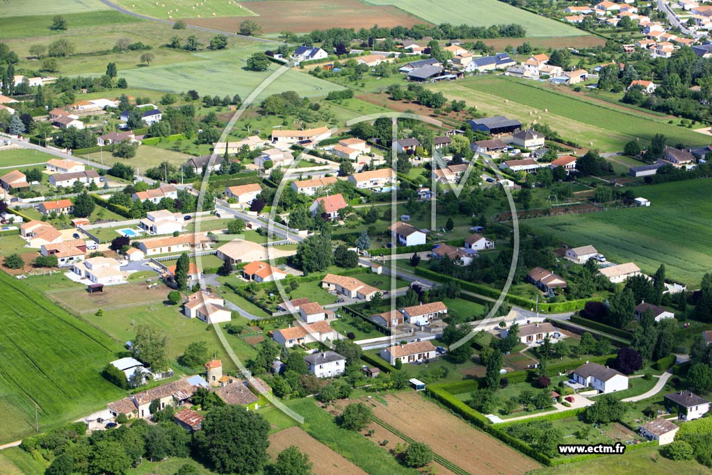 Photo arienne de Saint-Georges-ls-Baillargeaux (Champ de Gain)