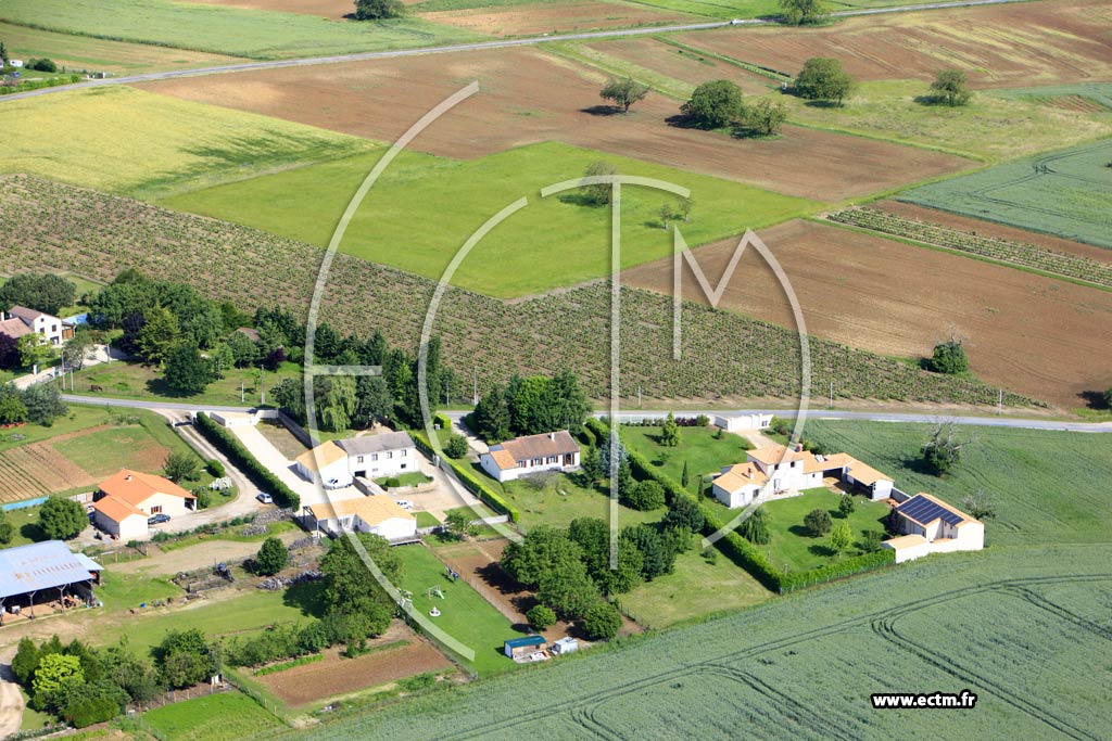 Photo arienne de Saint-Georges-ls-Baillargeaux (Le Peu)