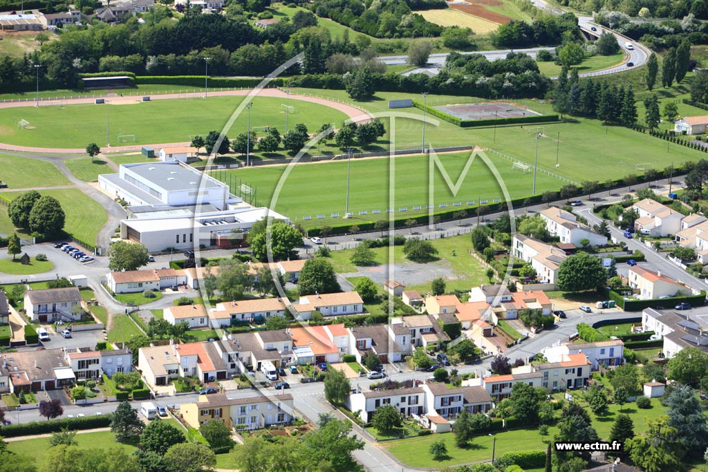 Photo arienne de Vivonne (Bellevue)