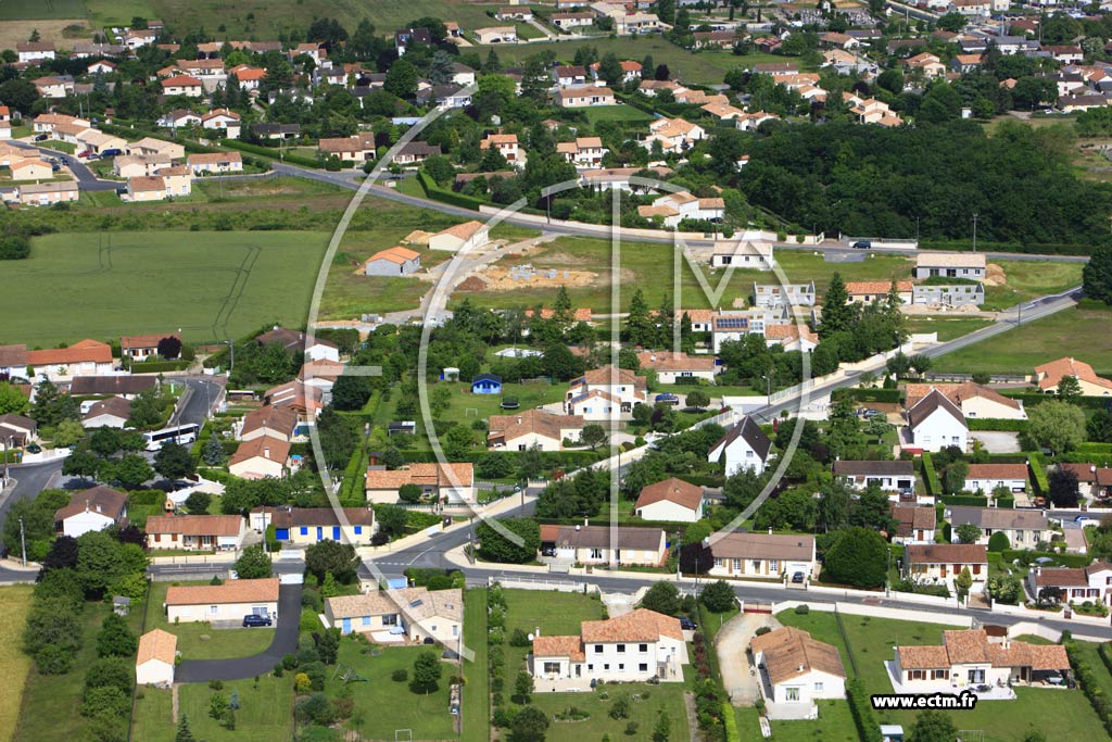 Photo arienne de Vouneuil-sous-Biard (La Jarrie)