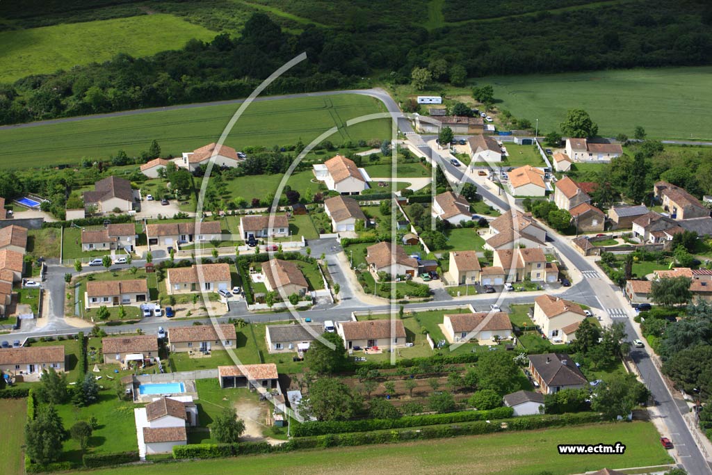 Photo arienne de Vouneuil-sous-Biard (La Jarrie)