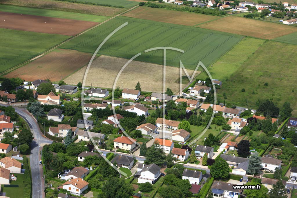 Photo arienne de Vouneuil-sous-Biard (La Jarrie)